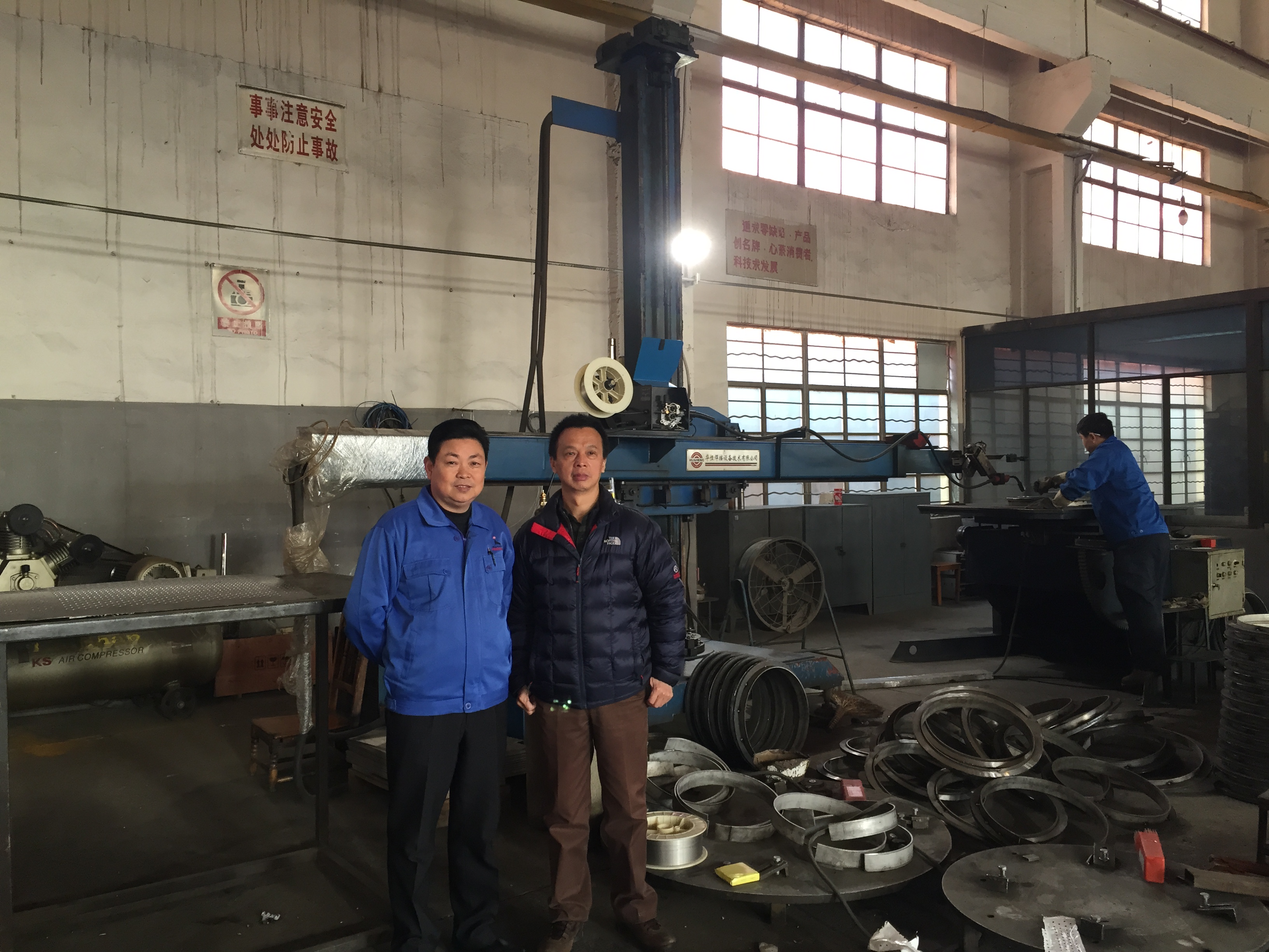  ͼΪ��ʨ���ܺ�97��������춭��97���������װ��ǰ��Ӱ